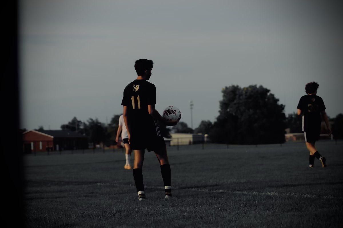 aiden_helfer's tweet photo. @SoccerMomInt @SGBSoccer Aiden Helfer-Vazquez
Winger, forward, midfielder
Exercise Science
3.6 GPA

https://t.co/I24qLa8b8s https://t.co/C4JS7x5vGu