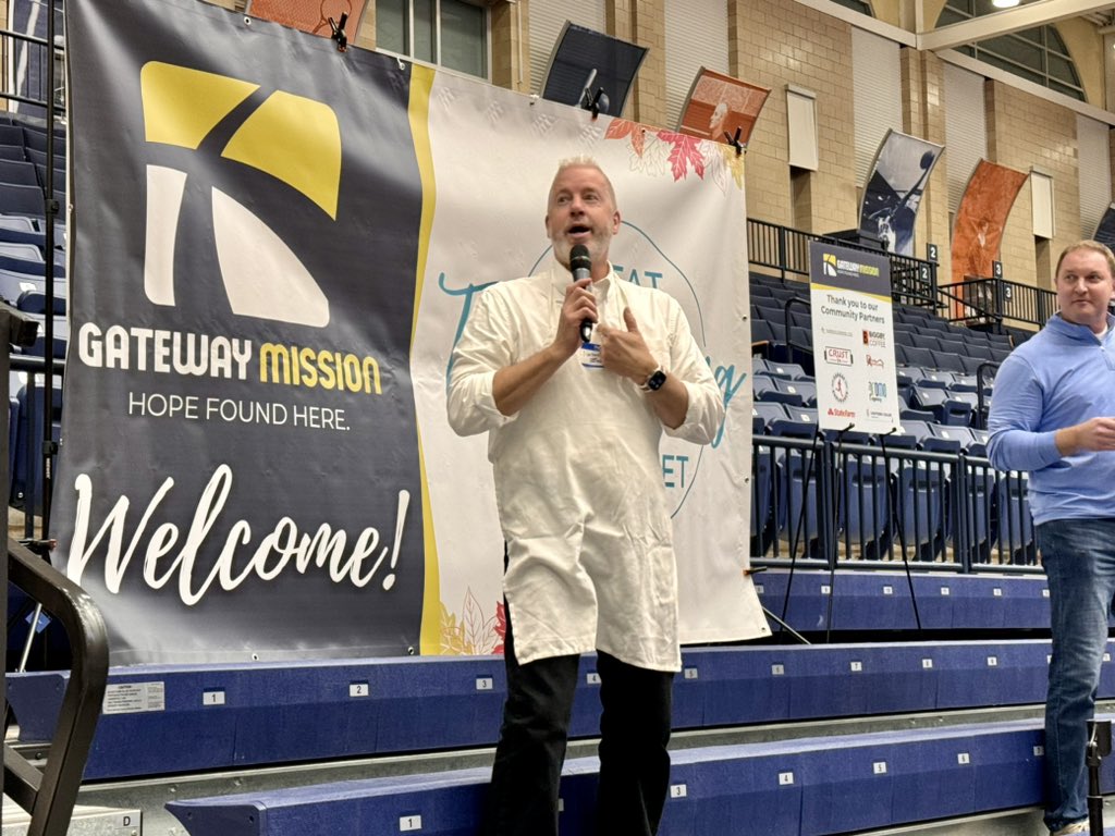 Holland’s Mayor Nathan Bocks tweet media