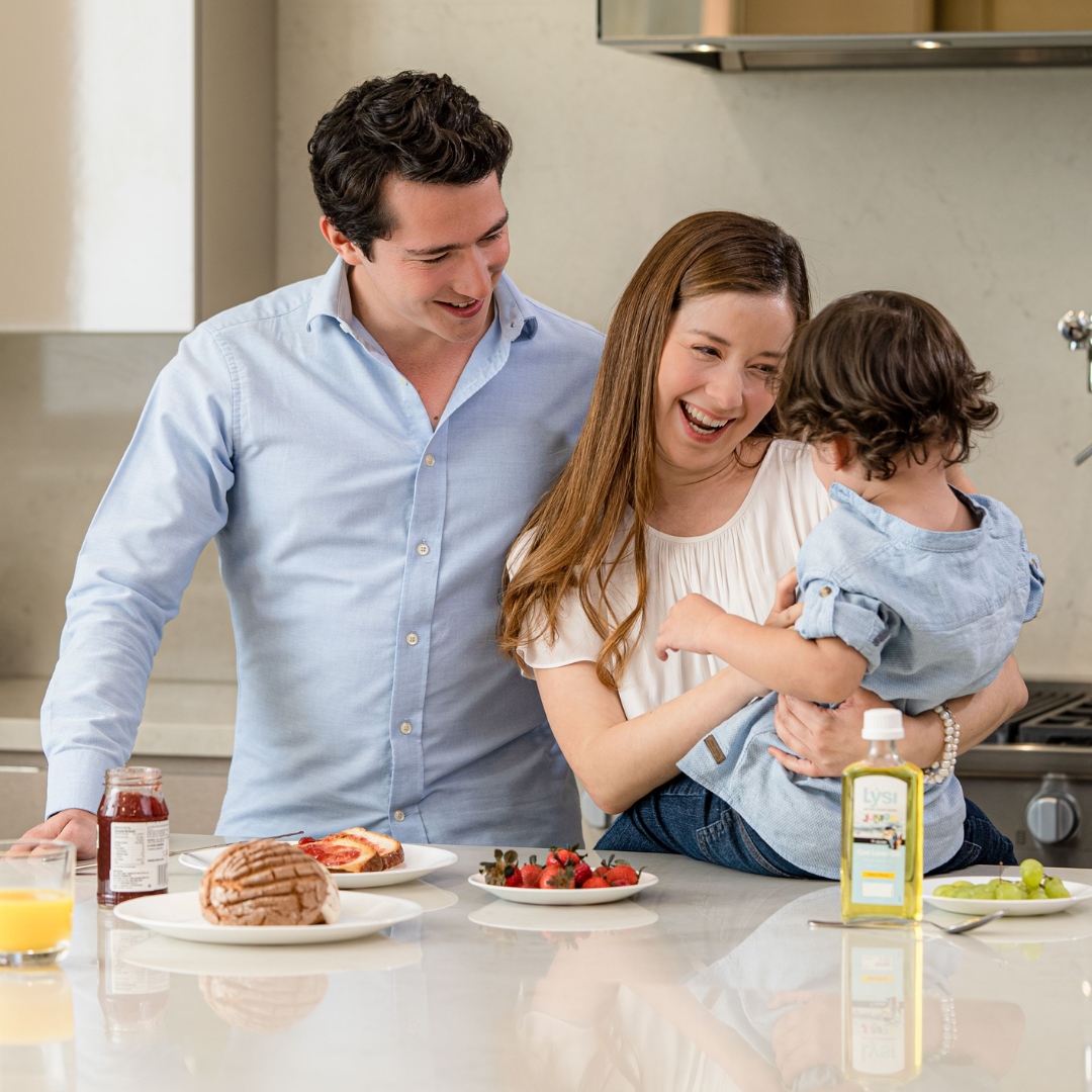 lysimexico's tweet photo. Protege a tu familia esta temporada❄️con el Omega-3 EPA y DHA de Lýsi.

#SentirseBienSeDisfruta #Omega3 #EPAyDHA #LysiMexico #Bienestar https://t.co/yQrLNWIEbu