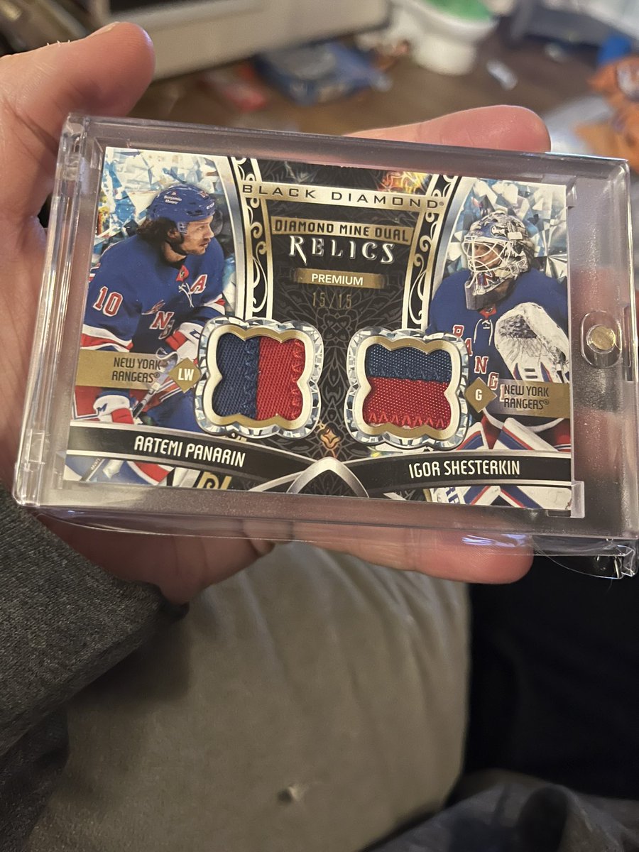 DrGSteindog's tweet photo. I love when Panarin and Igor are on the same card together! My fav player and my son’s fav player. #breadman #shesty  #NewYorkRangers #upperdeckhockey https://t.co/RjQtRYIiqo