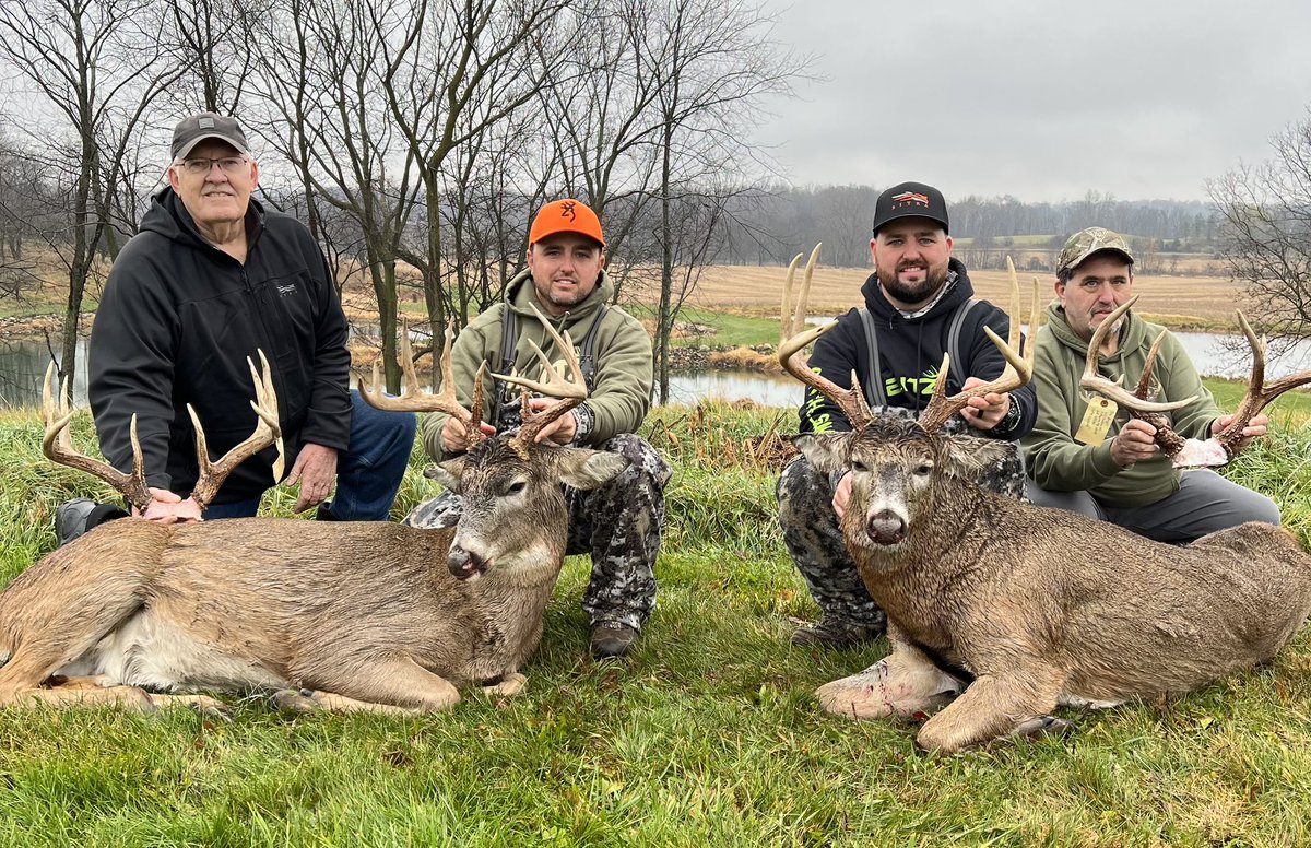 Blitz Outdoors pro staffer, Jay Burger, had experienced many memorable hunts in his lifetime, but the morning of his most recent hunt in Indiana was absolute incredible. Congrats to the entire family for harvesting SUM #Whitetails!  #BlitzOutdoors