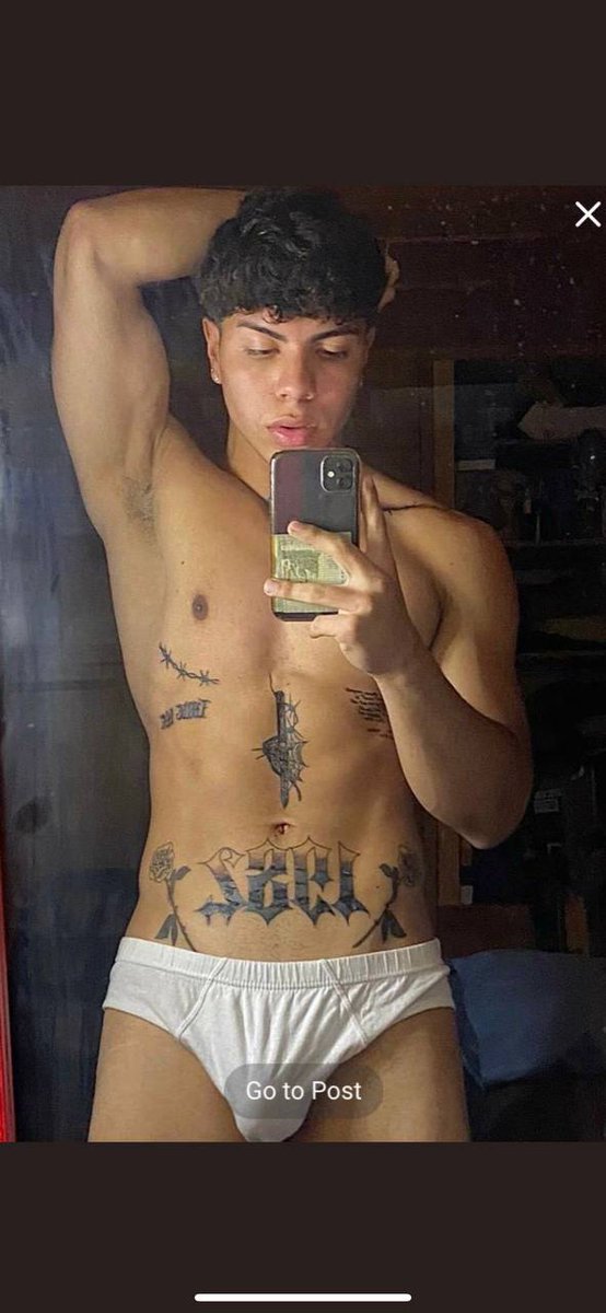ArcadelCer92704's tweet photo. Si es Chileno es bueno. 🤍🔥🇨🇱 Viva chile jajsjs  Flaite rico 🤍 Hetero Curioso ya estuvo con un hombre que le paga a heteros por sexo. 🤭 https://t.co/IDM5wXdr72