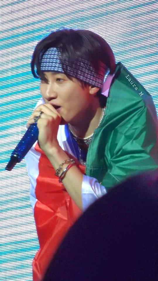 ELFJrz's tweet photo. A continuación, el equipo 7 presentará un power point de Eunhyuk más mexicano que nunca 🤣

Es que es lo más hermoso que existe ✨️

#슈퍼주니어DnE #SuperJuniorDnE #동해 #DONGHAE #은혁 #EUNHYUK #DElight_Party_in_MEXICOCITY💙 https://t.co/47Lq3zPg57