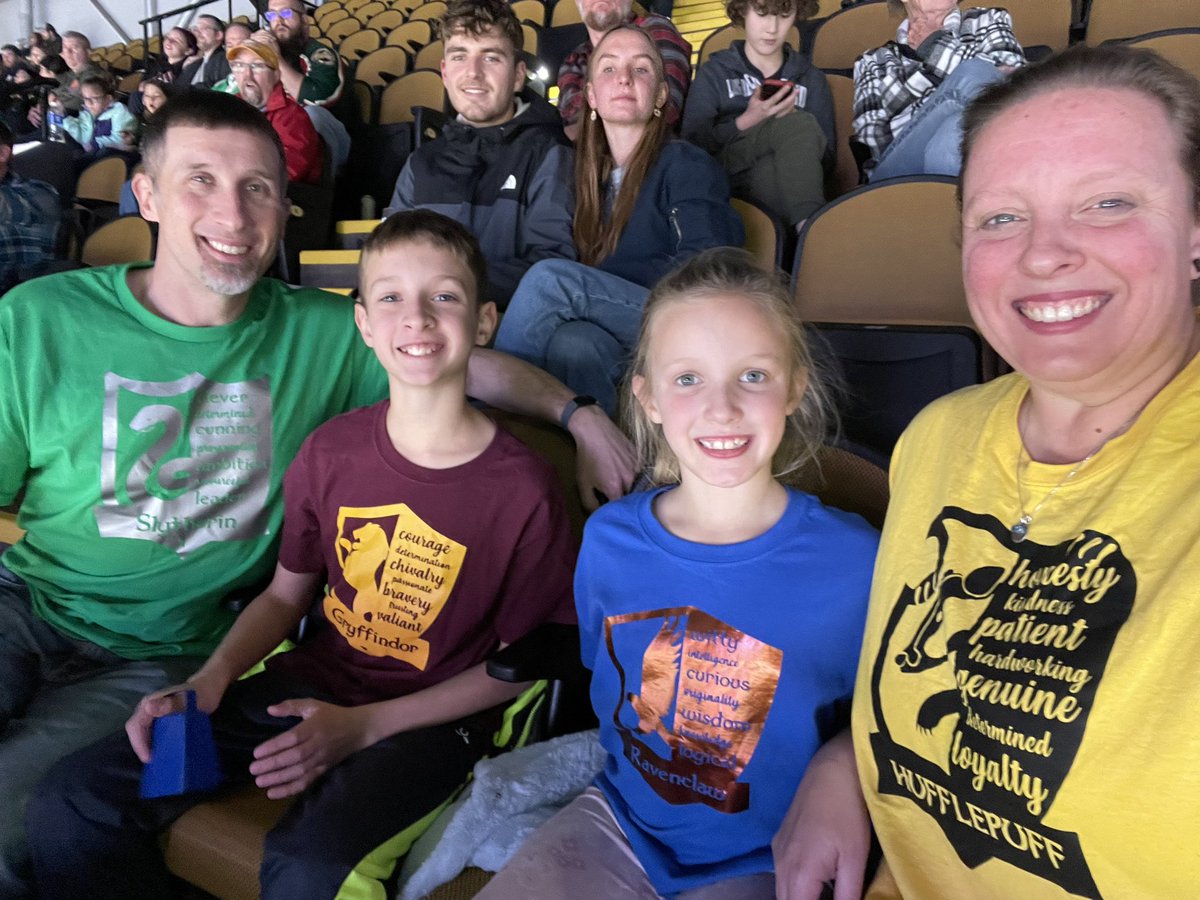 MrsZollitsch's tweet photo. Four houses in one Wizard family!!! 
💚❤️💙💛
Let’s go, @mkeadmirals!! 
#WizardNight #MilHockey https://t.co/vSr32wAH99