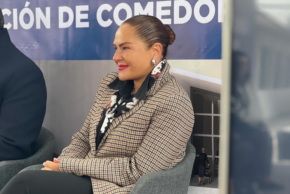 SolKuriL's tweet photo. La dignidad no conoce barreras. Hoy, el Sistema Penitenciario da un paso más hacia la humanización de los espacios con la inauguración del comedor en el Centro Penitenciario para Mujeres. #MujeresLibres #ContigoyPorTi https://t.co/CR5USmpis6