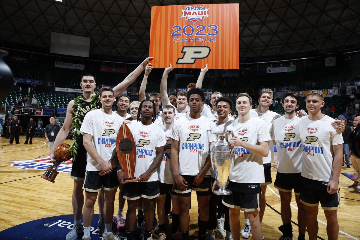That winning feeling 🤙

Congrats to our 2023 Allstate Maui Invitational Champs! Boiler up 🚂 

#Mauihoops