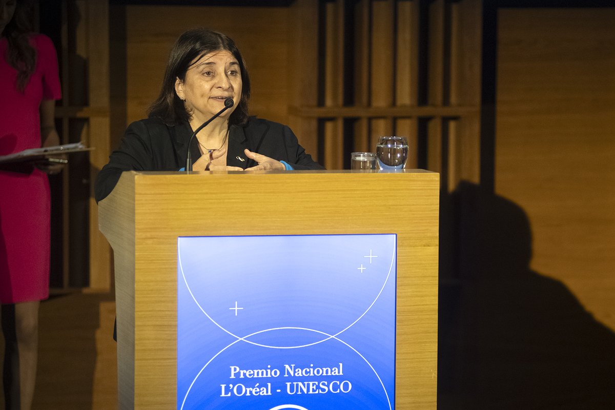 Ana Franchi tweet media