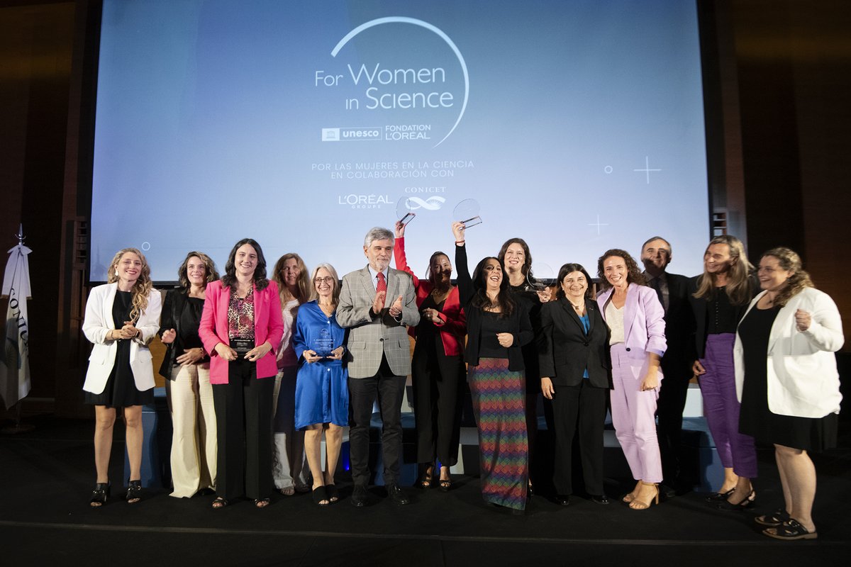 Ana Franchi tweet media