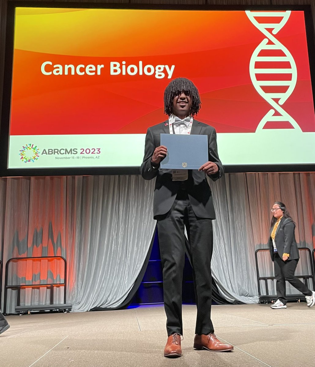 Congratulations to Yonathan Janka, graduate of our HEART summer program, on receiving a cancer biology poster presentation award @ABRCMS for his research performed in Dr. Humsa Venkatesh’s lab @BrighamWomens @harvardmed. WAY TO GO!