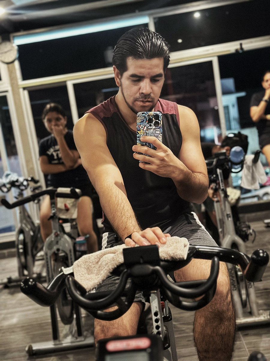 moiQC08's tweet photo. Haciendo mi parte 🫡😮‍💨
#Spinning https://t.co/bJlRs0g10r