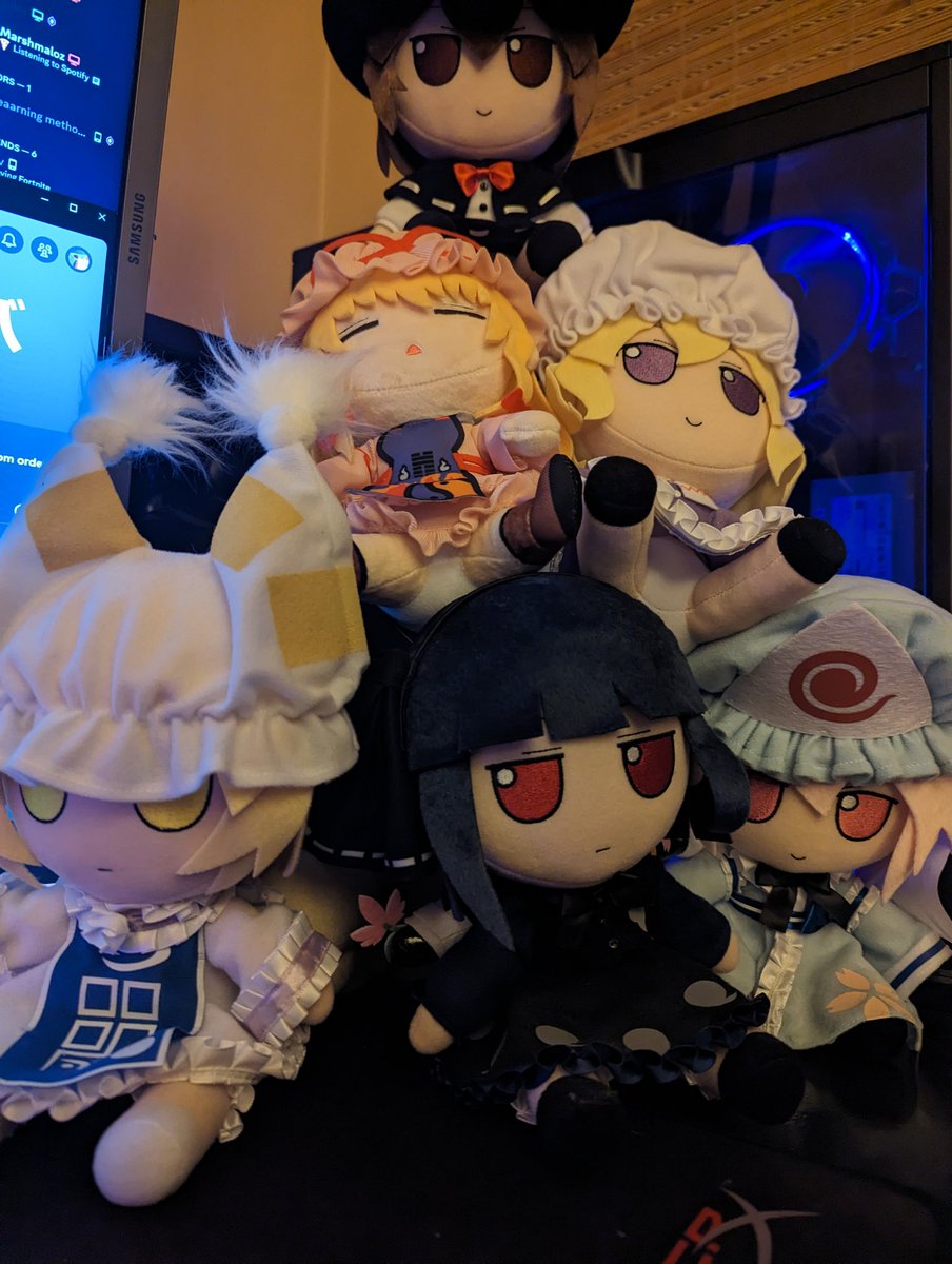 Tensheeeesh's tweet photo. El fumo pyramid #Fumofumo #touhou #ふもふも https://t.co/kK9fgMXcGR