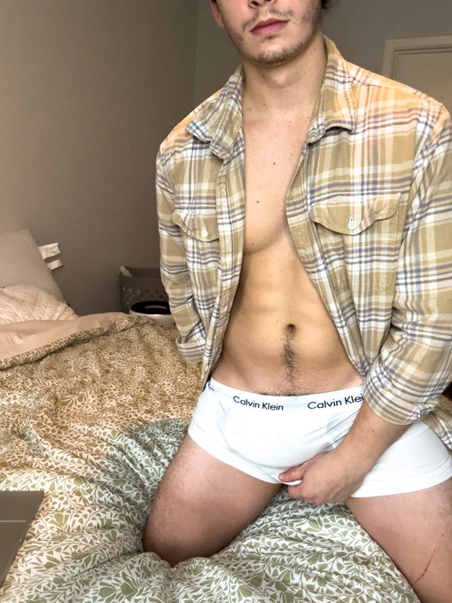 Watch msamuel (18+)'s leaked NSFW photo on TwXstars