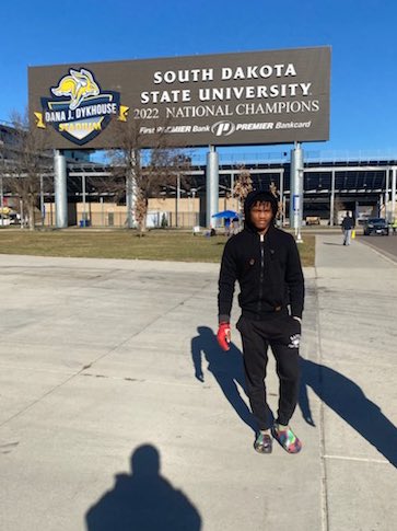 2Malachimack's tweet photo. Had a great day @GoJacksFB thank you for the invite @CoachRyanOlson looking forward to being back! @J_Menage3 @Coach_MBanks24 @TosaRedRaiders @TE_RedRaider_SC @TMindst @MJ_NFLDraft https://t.co/38cIppyPLy