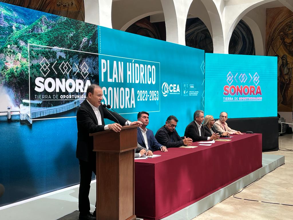 CEASonora's tweet photo. Con el #PlanHídricoSonora2023-2053, anunciado por el gobernador Alfonso Durazo y el vocal ejecutivo de la @CEASonora, @arielmongemarti, se garantizará el abasto de agua para todos los municipios del estado por los próximos 30 años, lo cual se realizará bajo una visión integral.. https://t.co/4DurZXa8Rh