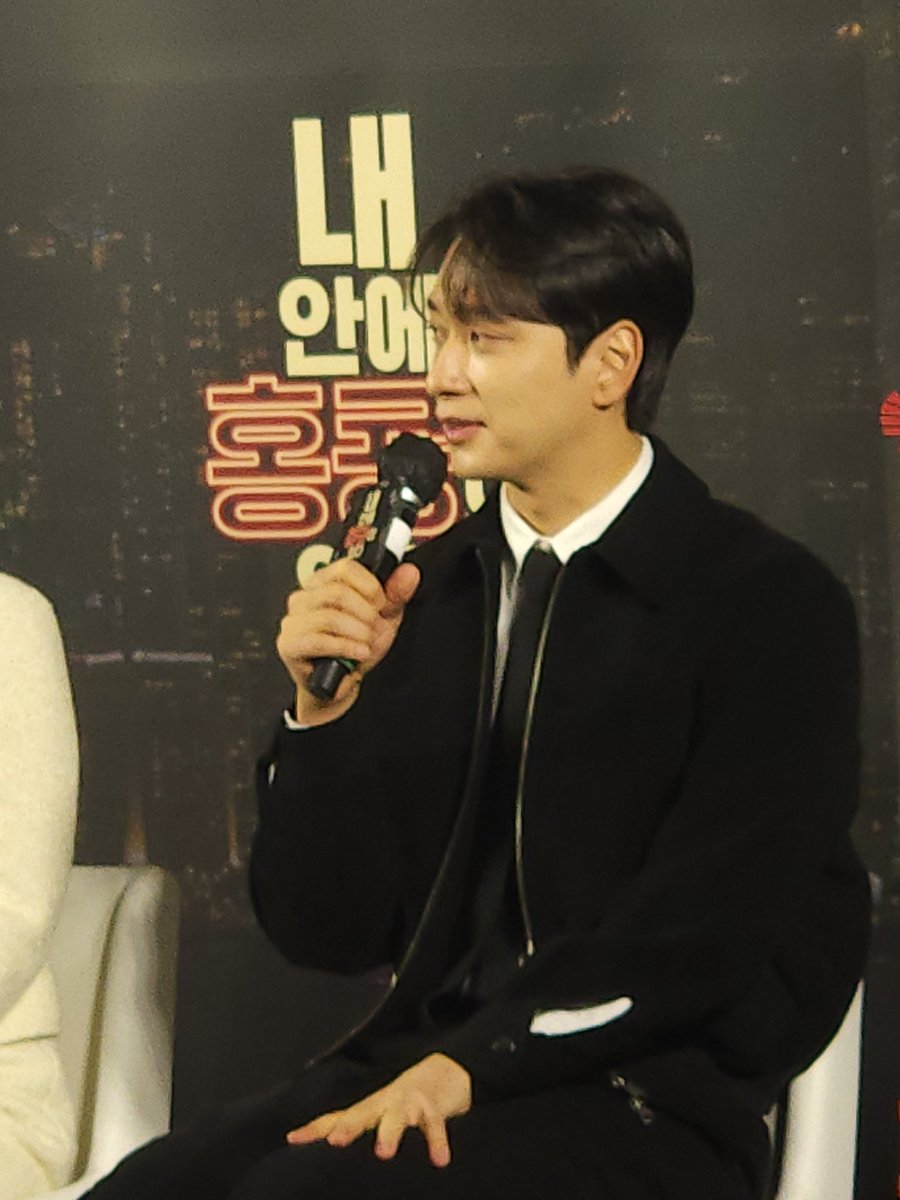 이주래 (@ljuly1004) on Twitter photo 