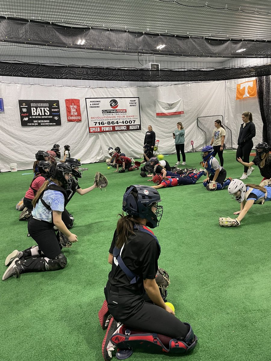 Another awesome camp in the books! Thanks to <a href="/Win_Softball/">Winning Softball</a> for putting on the best catching camps for the catchers in our area!! 🥎💪🏻