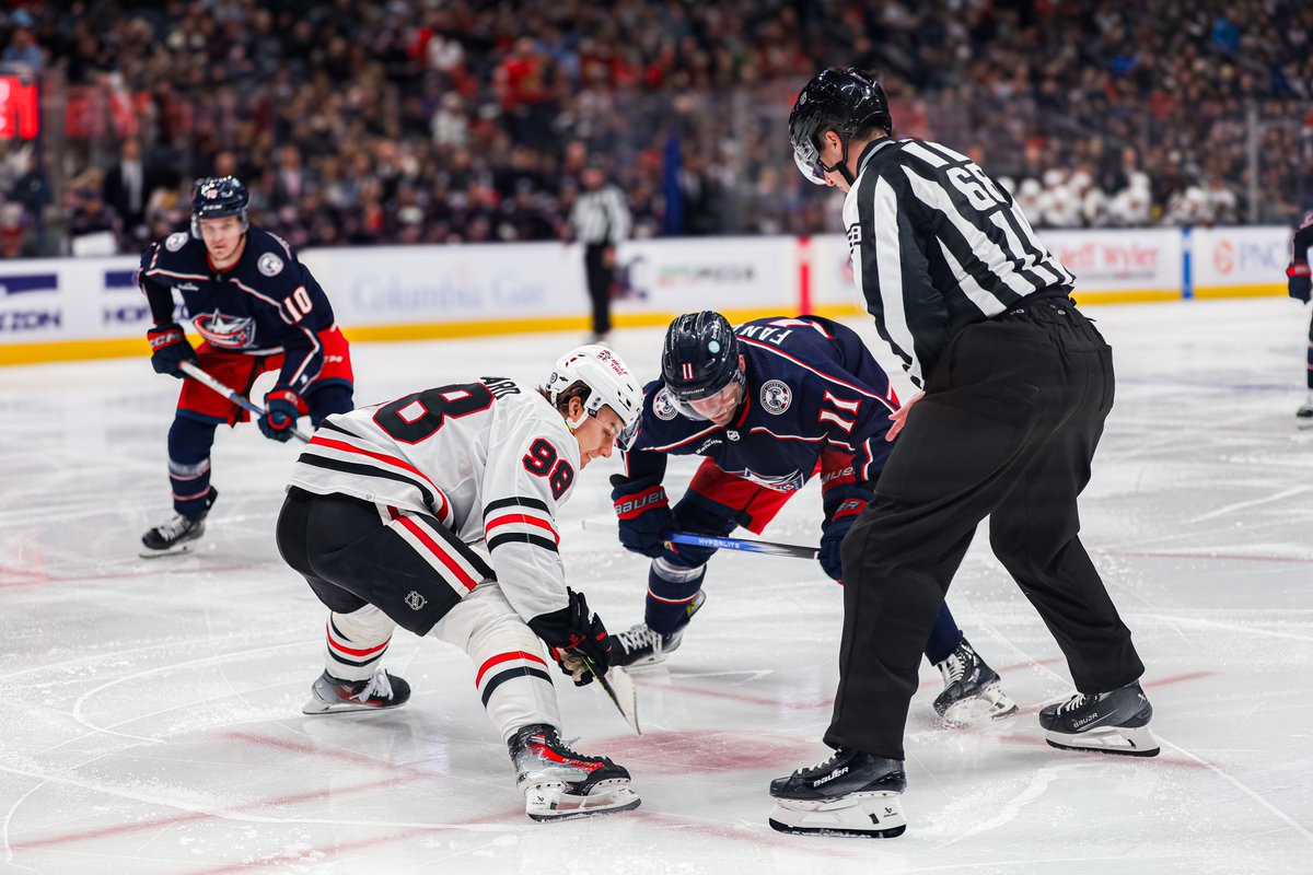 thedanismith's tweet image. Bedard VS. Fantilli night in Columbus. 🏒

#CBJ #Blackhawks 
#fantilli #bedard 

@thedanihockey