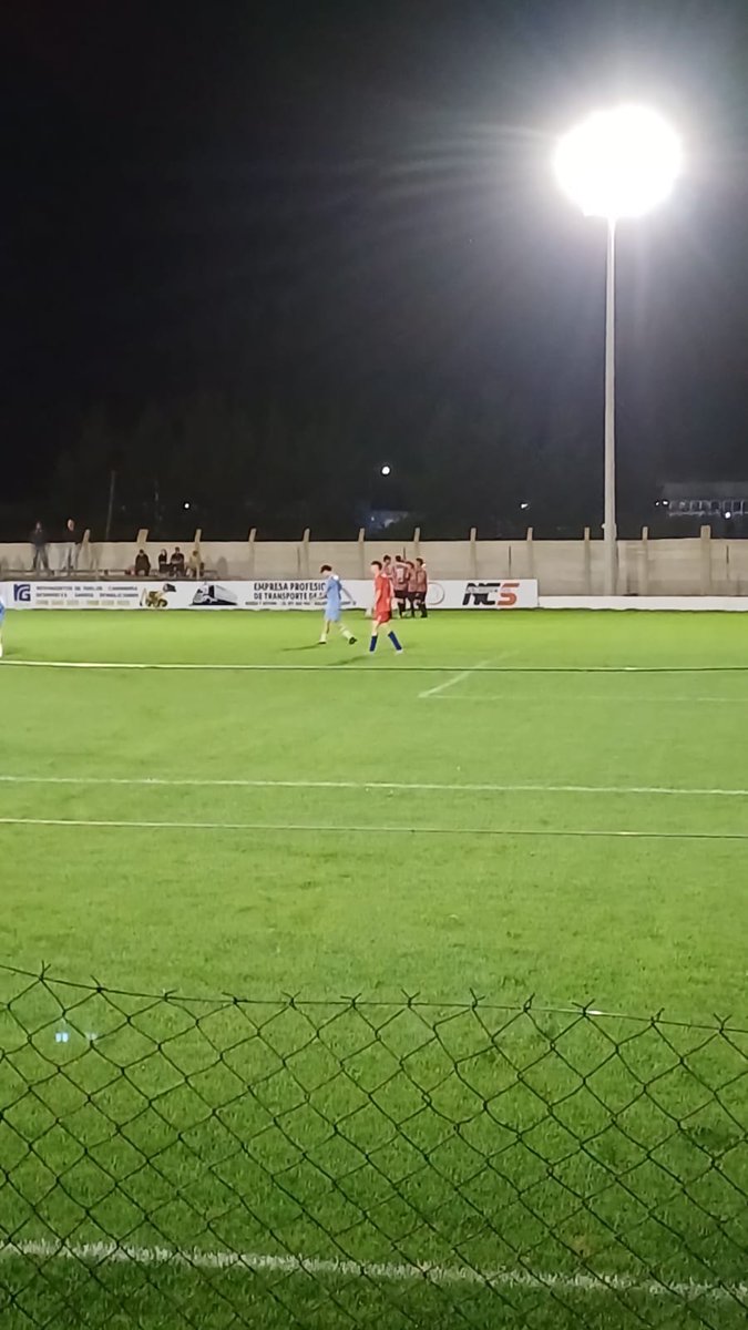 barracasdolores's tweet photo. #Sub19 Final en el Piazze. GANO BARRACAS!! Fue por 2-1 ante el líder #Nacional con goles de A. Díaz y G. Oroná. El próximo sábado visitamos Villa Soriano para enfrentar al local #LaVillaFC
#VamosCerealeros
🔴⚪⚫ https://t.co/8vyan4YTBb
