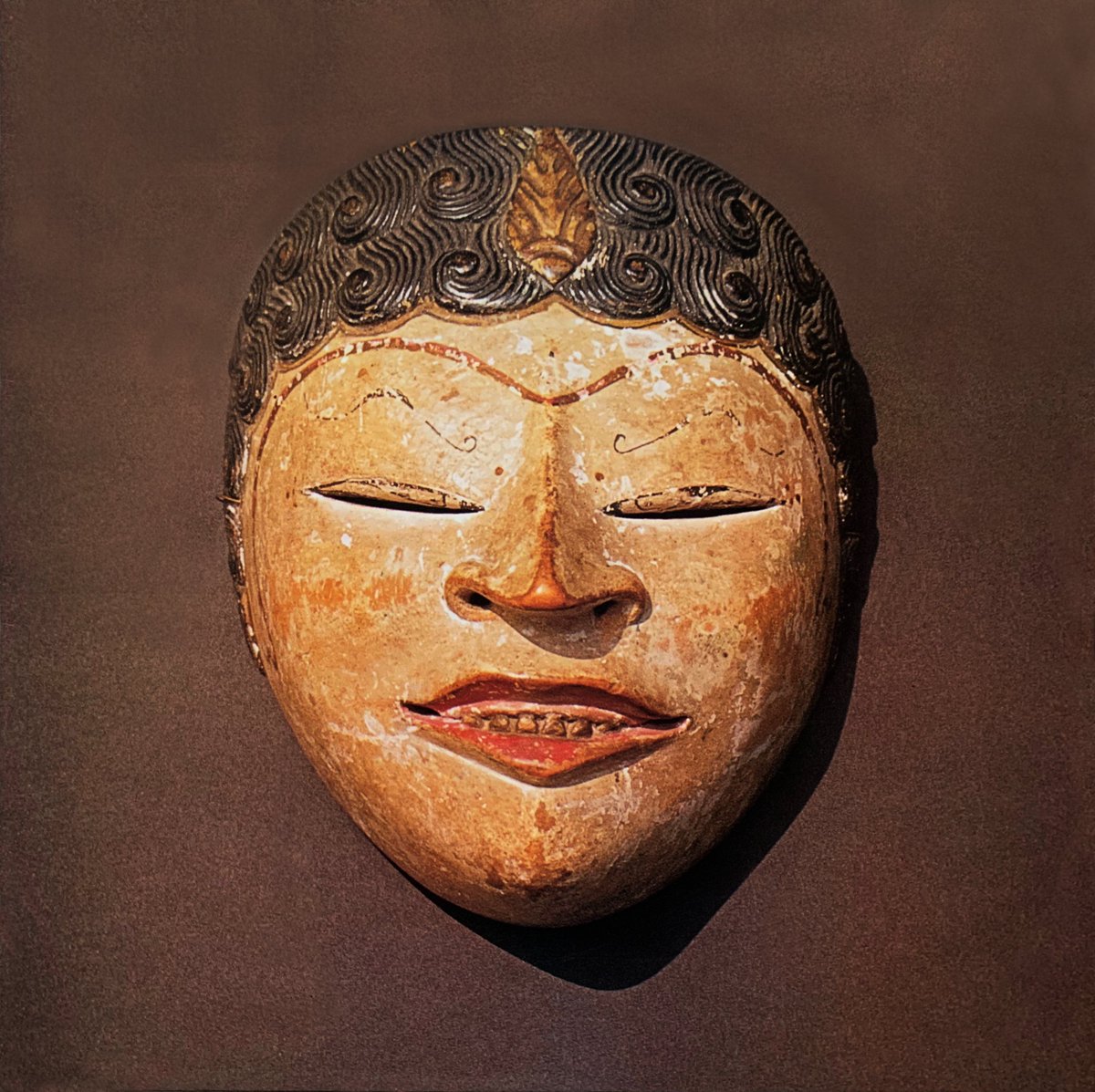 Music__Republic's tweet image. This album, featuring Sulaeman’s heavenly Sundanese suling flute and zither plus gamelan music from West Java, is available for Flac and MP3 download on my blog:
…public-world-traditional.blogspot.com

#West Java #Sundanese #suling flute #Sulaeman