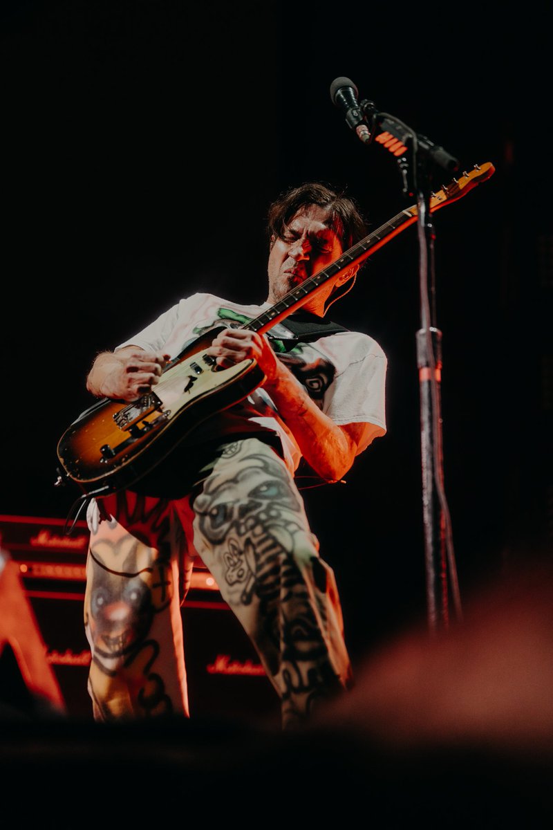 LukasCruzat's tweet photo. @johnfrusciante ( @ChiliPeppers ) in Santiago, Chile 🇨🇱🌶️ 📸: @LukasCruzat https://t.co/h9AbzED8sC