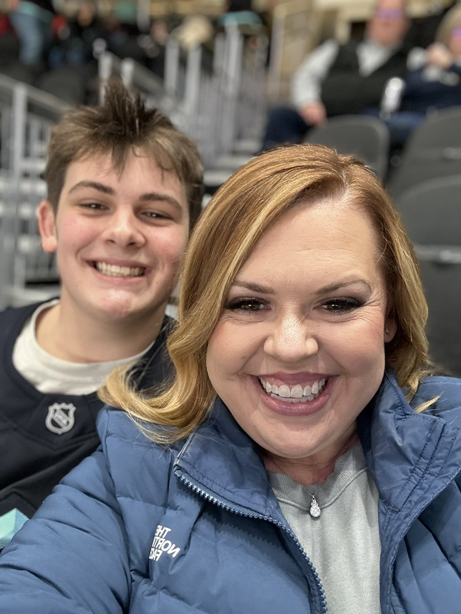 eaffairswa's tweet photo. My son is home from WSU! Go Cougs and Go Kraken! #SEAKRAKEN https://t.co/HttBwcdfjh