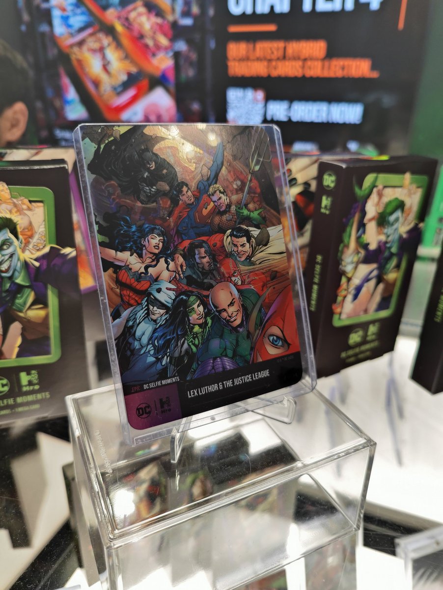 Richefrich's tweet photo. 🟢 GIVEAWAY TIME! 🚨 

In celebration of #HRO x #NYCC2023 I will be giving away 1 "DC SELFIE MOMENTS" mega card QR to 1 winner!

🟢🔥 ➡️This unlocks 1 digital mega card + 1 digital pack + 5000 HRO points!

How to enter:
✅ FOLLOW MYSELF
@hro @WazzaVerse @somegrlbrittany @HoodSquirrel
@theb52bomber @HROConnects @ladiesofHRO 
✅ TAG 2 FRIENDS! 
✅ RETWEET THIS POST

ENDS 5:59PM PST 11/23/23  

🍀 GOOD LUCK!