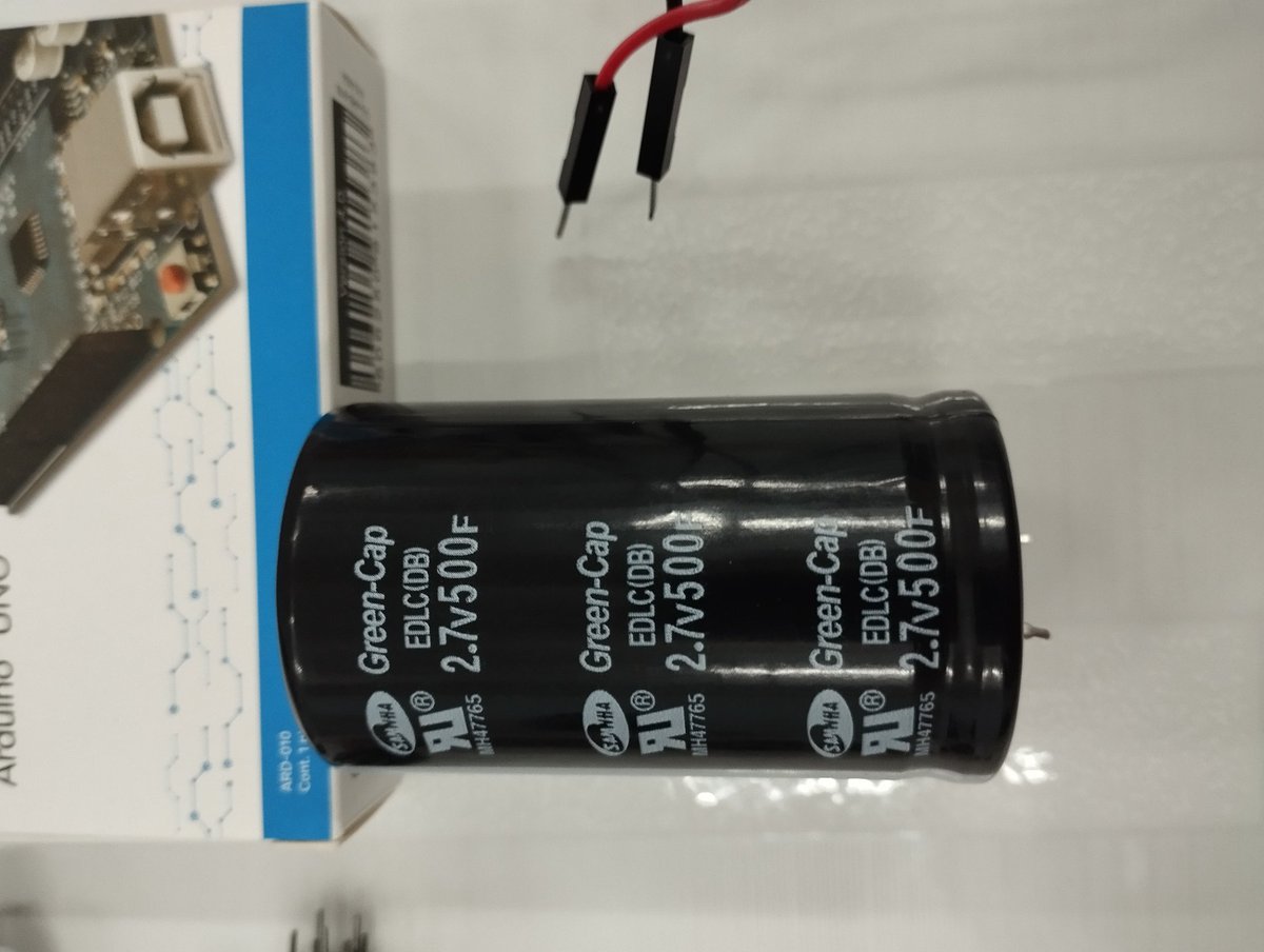 Adquisición de equipos y componentes electrónicos para el departamento de Eléctrica, fruto de la colaboración de la <a href="/UniversidadMoa/">Universidad de Moa Dr. Antonio Núñez Jiménez</a>  y la UNAM.
<a href="/HdezNilka/">Nilka Hdez Diéguez</a> 
<a href="/yurisley_valdes/">Yurisley Valdes Mariño</a> 
<a href="/PireMaday/">Maday Cartaya Pire</a> 
<a href="/DecanoElectrom1/">Decano_Electromecanica</a> 
<a href="/NiurkaPupo/">Niurka S.  León Pupo</a>