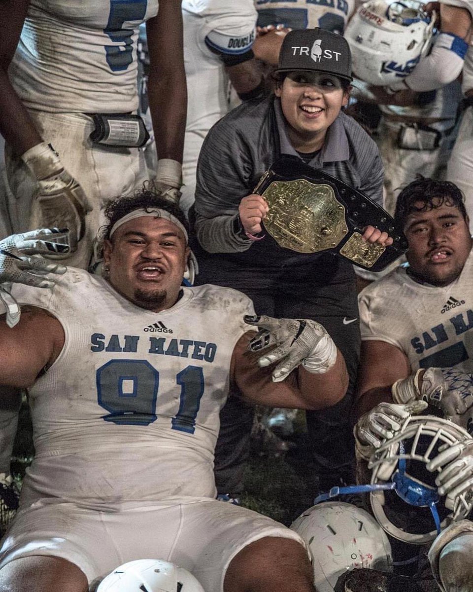 Crazy to think it’s been 5 years Leuea already. Thanksgiving will never be the same. Love and miss you like crazy. Keep flying high brother. 🫶🏼 L’s up forever.