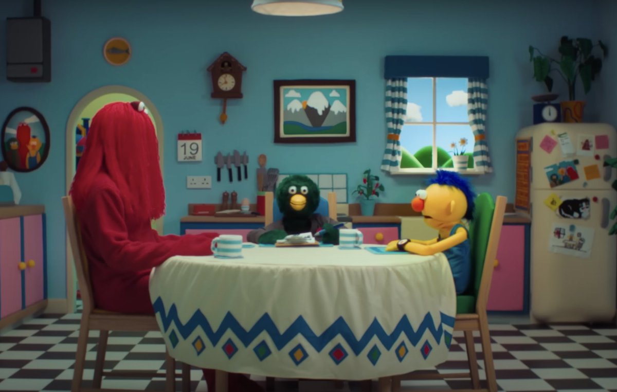 no one knows wtf i’m talking about someone pls tell me you’ve seen this