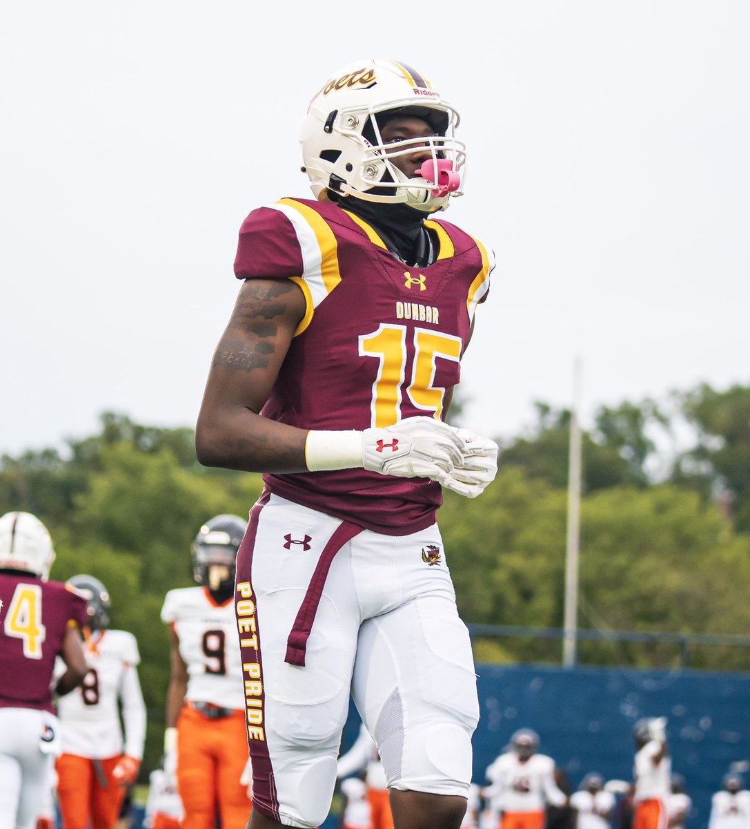 aka_themamba's tweet photo. Dunbar junior defensive end Brian Collins has registered 50 tackles, 24 tackles for loss, and 20 sacks in nine games for the 9-0 Poets. Only Mervo has scored more than one touchdown versus the Poets this season. The Poets shutout a high-powered City College passing attack, 60-0. https://t.co/pZPJFl3zK3