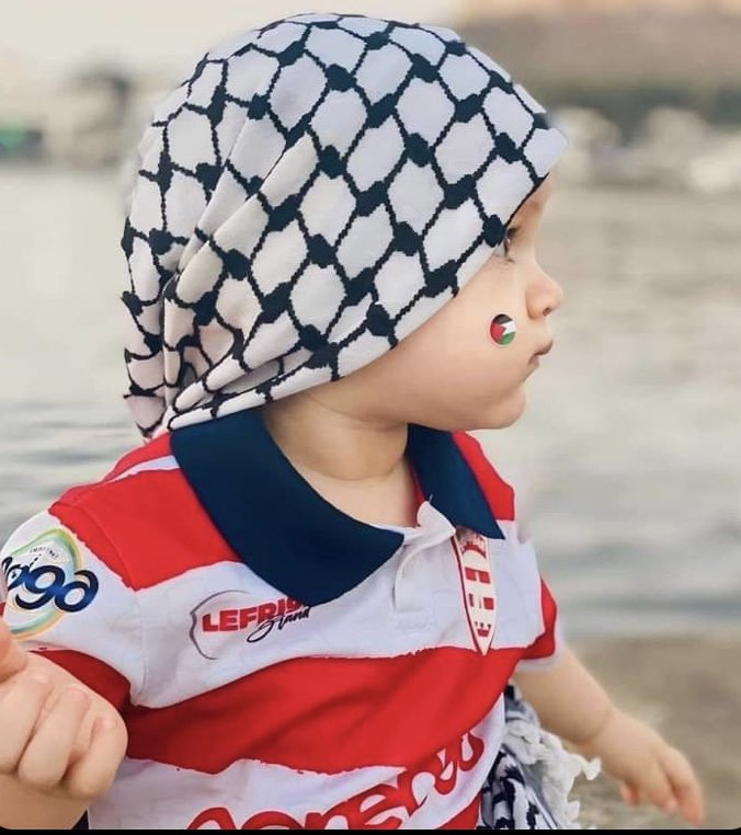 As crianças em  #Gaza merecem brincar, correr, estudar, comer e dormir em PAZ como TODAS as crianças do mundo. 
#FreePalestine 🇵🇸