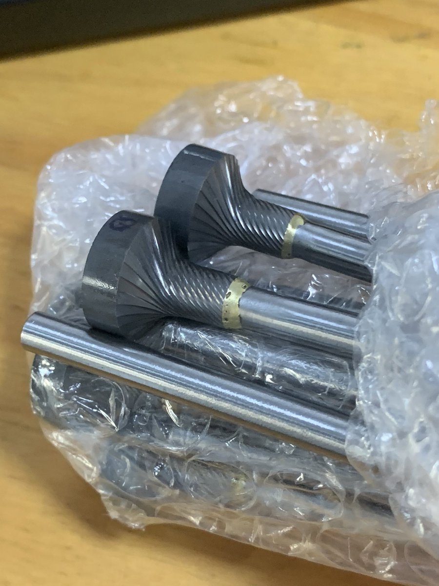santychung's tweet photo. #CarbideBurrs #DieGrinderBits #BurrBits #RotaryBurrs #BurrCutter #Cuttingburr #EXCELLEDGE
D.c. 0.5mm to 25.4mm
Dia. of shanks: 1/8, 3, 1/4, 6, 8, 10
Single, Double, Nonferrous, Steel, INOX, Diamond Cut
#BurrSet #BurrKit #CarbideBurrSet #rotaryBurrset available #Deburing #SolidBur https://t.co/Lr6nQYmgLq