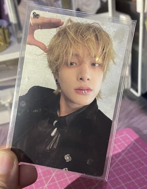 197_katcart's tweet photo. #197_katcartsells

wts lfb ph          

♡ Jake Dark Blood Engene

₱250 / 200 payo

- sco/jnt
- payo or 50% nrdp, rembal after 3 days
- dm/reply to claim !

t. Enhypen Jungwon Jake Jay Sunghoon Sunoo Ni-ki PC Photocards puppy ears pc https://t.co/QtLdlv1xH3