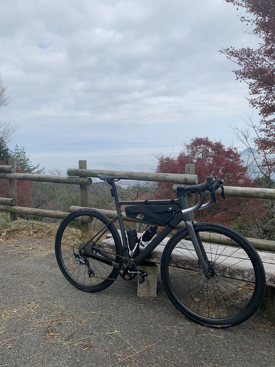 goobamboo's tweet photo. GHISALLO GE-110 

長距離を走る上で機械式ブレーキへのこだわり　内装式ですがGISALLO GE-110にEQUALディスクブレーキは実装可能です
引きの抵抗も軽く　握力低下時や悴んだ時でもいけそう

#ghisallo 
#ge110
#ロードバイク  
#ghisalloge110
#EQUAL
#グロータック https://t.co/0Fl46ZDRCd