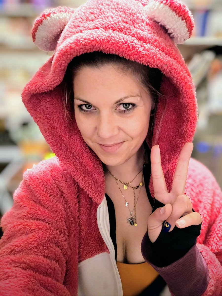 ClassyKatie's tweet photo. Hey.
I really, really, really appreciate you.
One MIGHT even say... I'm Thankful your weird ass is in my life.
Be safe this weekend, and don't forget your meds❤️
#cocksandcum #wholesome https://t.co/OaLW5hDJiE