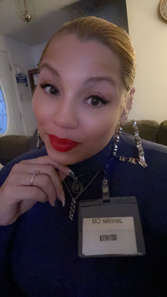 LadyJ tweet media
