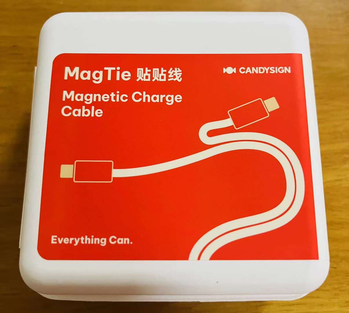 94xiabibi's tweet image. CandySign新出的贴贴线真是好玩儿又实用～整根线都自带磁力质感十足，嘎达嘎达的声音和手感玩儿起来好解压～