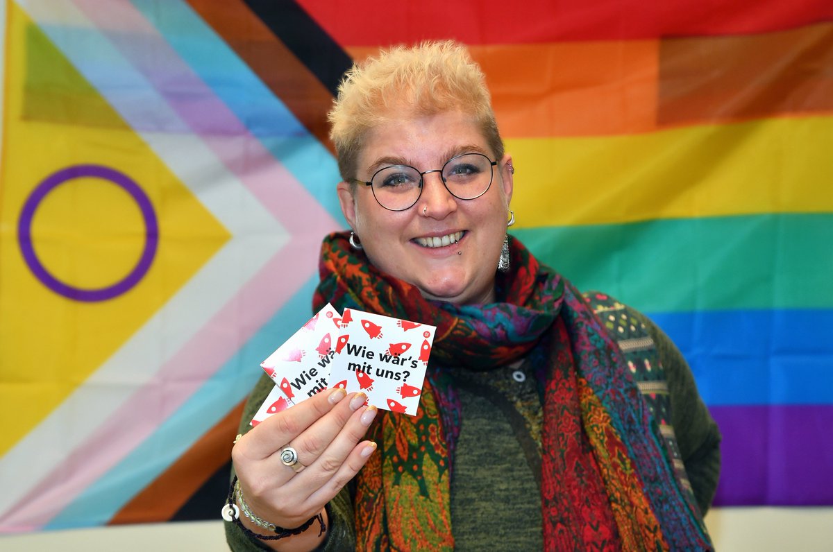 Lasst uns über Sex reden - Beratungsstelle im Gesundheitsamt unterstützt Ratsuchende - Öffentlicher Empfang anlässlich des Welt-Aids-Tag am 1. Dezember im Rathaus rathaus.rostock.de/meldungen/3497…