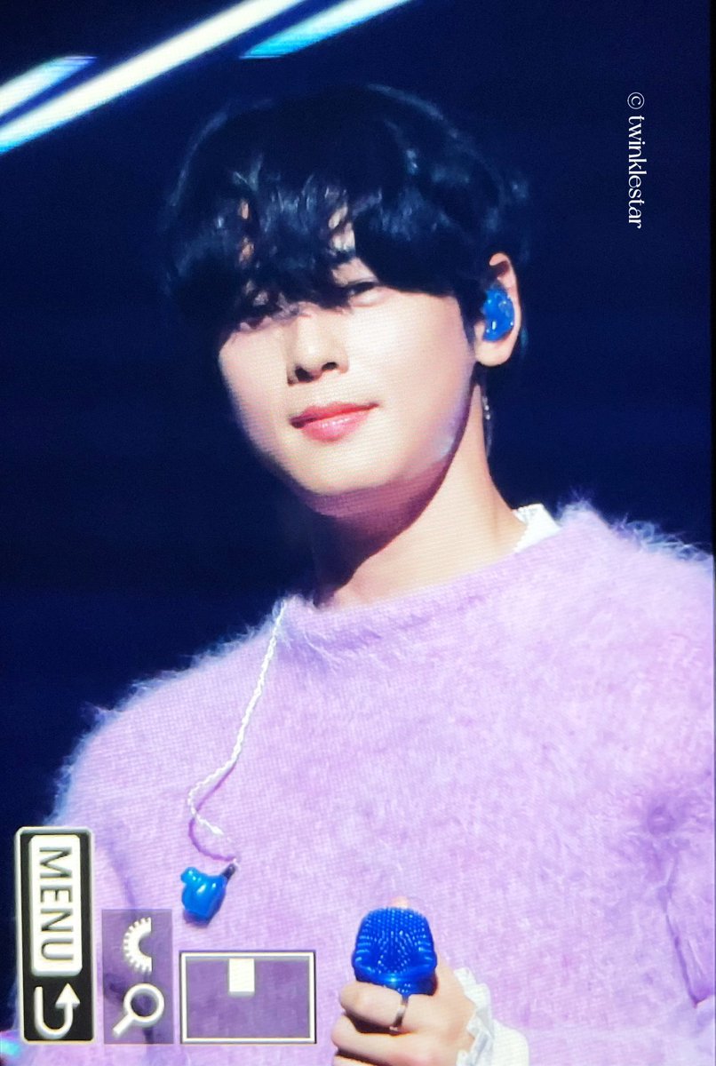 twinklestar_cha's tweet photo. 231123
동미나 이틀동안 수고해써🫳🏼💙🙆🏻‍♀️ 
#ASTRO #CHAEUNWOO #아스트로 #차은우 #チャウヌ @offclASTRO https://t.co/60uxd6JIrB