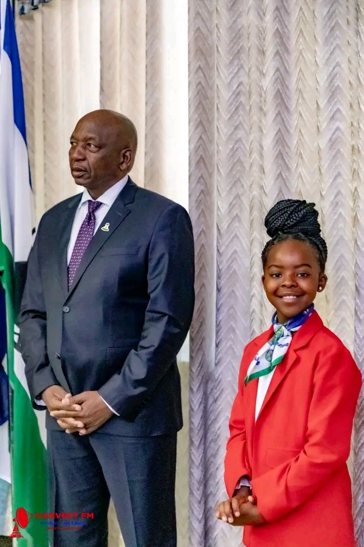 𝐈 𝐇𝐚𝐯𝐞 𝐀 𝐒𝐭𝐨𝐫𝐲 𝐓𝐨 𝐓𝐞𝐥𝐥 tweet media