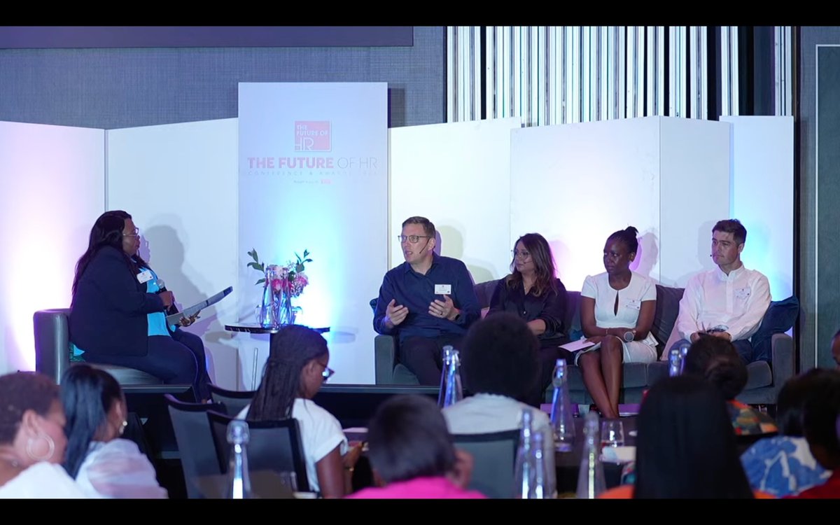 Future_of_HR's tweet image. 🌐 It&apos;s time for industries to pave the way for young professionals and graduates to gain vital practical experience. Let&apos;s prioritise WIL) and #GraduateProgrammes to bridge the gap between theory and practice. 📷#CareerOpportunities #FutureLeaders #FutureOfHR #FOHR #FOHR23