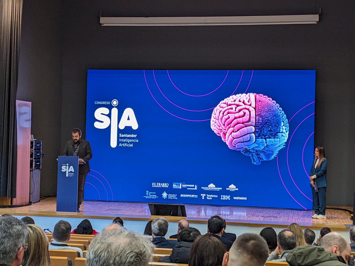 roci_munoz's tweet photo. Vamos a ver qué aprendemos hoy y mañana en #SIA (Congreso Inteligencia Artificial) en #Santander 
@sailormerqury espero tu ponencia mañana https://t.co/YptLaYpvwZ