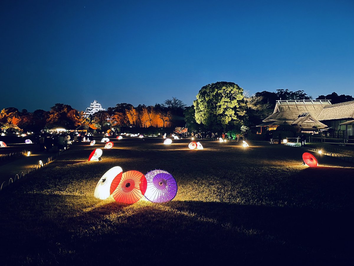 romain_larocca's tweet photo. Koraku-en garden in Okayama tonight, so beautiful ✨ https://t.co/tuYthKri6k