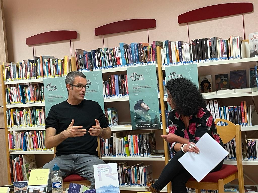 ALL_BFC's tweet photo. #LesPetitesFugues2023 // Retour en images sur les rencontres d'hier soir !
🔹 Antoine Mouton à la médiathèque de Saint-Loup-sur-Semouse (70)
🔹 Pauline Peyrade à la médiathèque de Châtenois-les-Forges (90)
🔹 Hugo Boris à la bibliothèque de La Cluse-et-Mijoux (25) https://t.co/OS5WQXKiGD