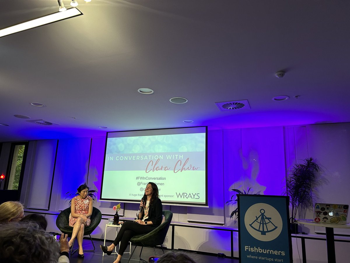 An inspiring conversation with @clara_chow tonight at the @FranklinWomen event #FWinConversation Thank you for being a champion for women in research! 🤩🙌 Bravo to @Melina_Gee and your FW team on this incredible event at this gorgeous venue @Fishburners