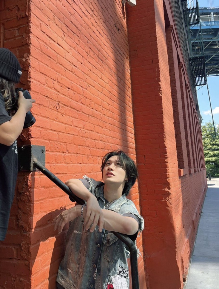 yedamrexin's tweet photo. "ONLY ONE" Melon Behind Photos

#방예담 #BANGYEDAM https://t.co/Jdej2TDFh0