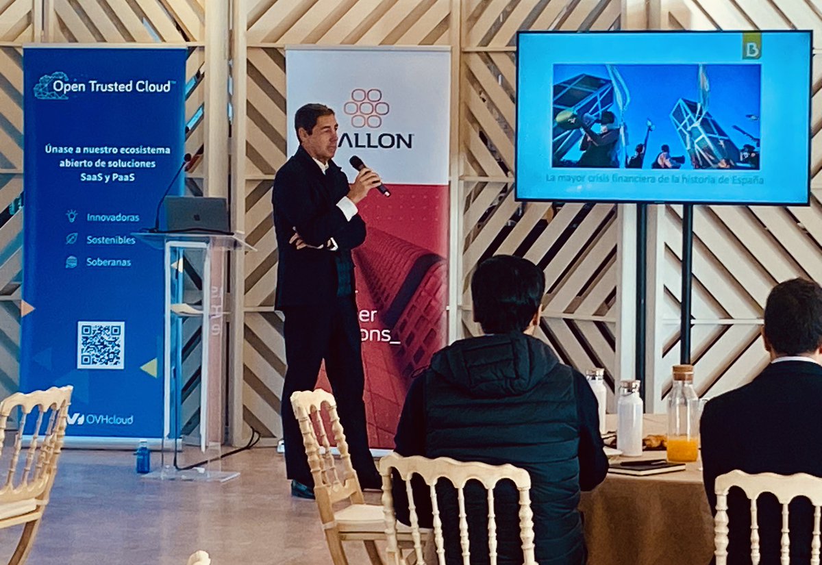 Aprendiendo sobre comunicacion corporativa gracias a la disertación de <a href="/jemaillo/">Juan Emilio Maíllo</a> en el desayuno&amp;comunicacion en el <a href="/HipodromoMadrid/">Hipódromo de La Zarzuela</a> #comunicación #gestiondecrisis #hallon <a href="/OVHcloud/">OVHcloud</a>