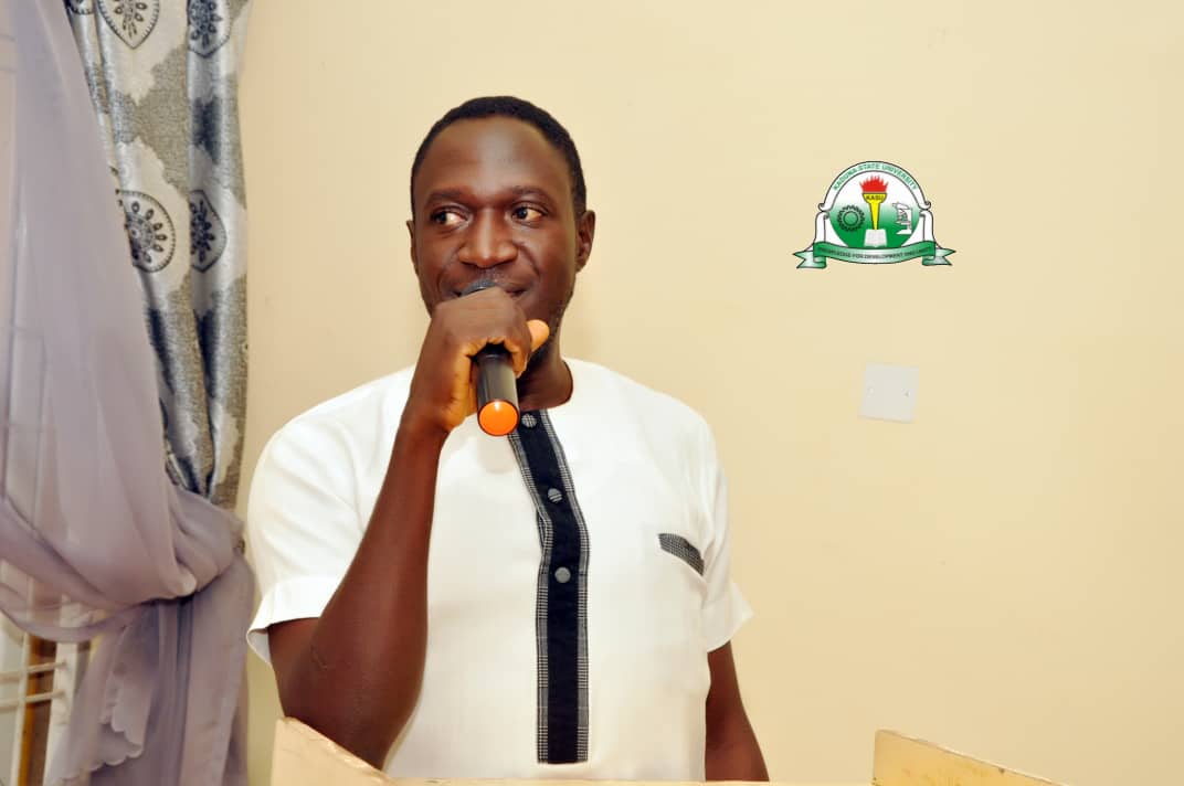kadunastateuni's tweet photo. while describing her as a woman of integrity. She wished her good health as she begins her retirement journey. Dr. Zulaihatu received recognition and awards for her outstanding services by the faculty. Her donation of a tableting machine for the faculty has also earned her https://t.co/BACt4mEn2k