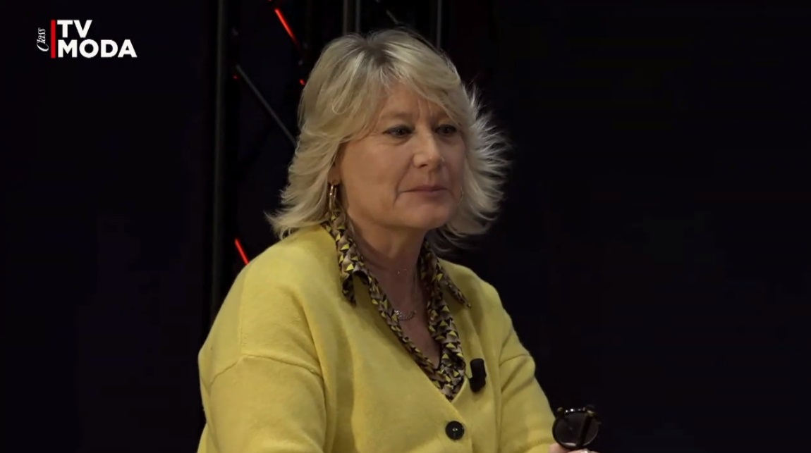 MilanoFinanza's tweet photo. #ClaudiaSequi (Presidente Assopellettieri): «La Toscana è la prima regione italiana nel ranking delle esportazioni di pelletteria: vale il 38% di quelle nazionali». #ClassTVModa #MadeInItaly #EccellenzeToscaneUmbre #Fashion #Luxury #Awards https://t.co/8w9AmqEWj1