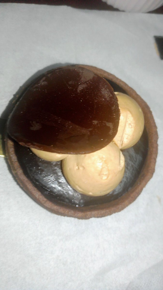 krtcano11's tweet image. Chocolate mousse cake 💞